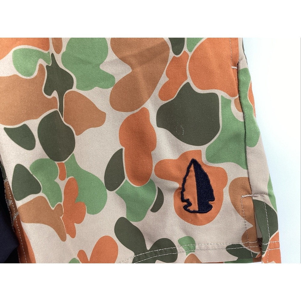 Tachuntfish Shorts men's Medium Green Camo Athletic Old Skool AUS Linerless - Picture 2 of 8